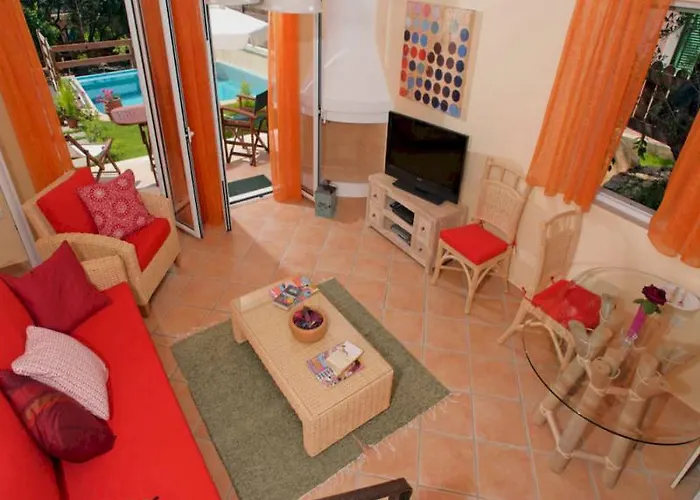 La Riviera Barbati Seaside Luxurious - Corfu Mparmpati