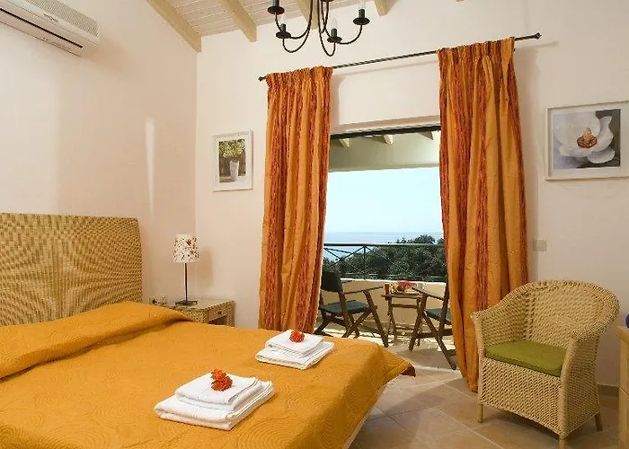La Riviera Barbati Seaside Luxurious - Corfu 4*