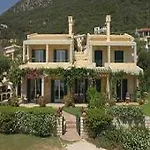 La Riviera Barbati Seaside Luxurious - Corfu 4* Mparmpati
